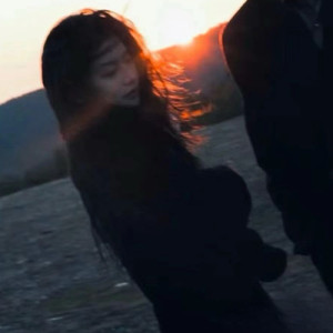 木下檀檩子邻居
